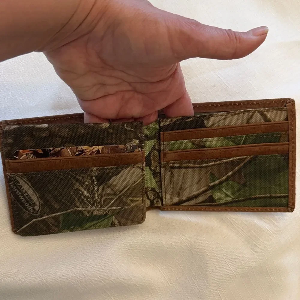 Realtree bifold wallet